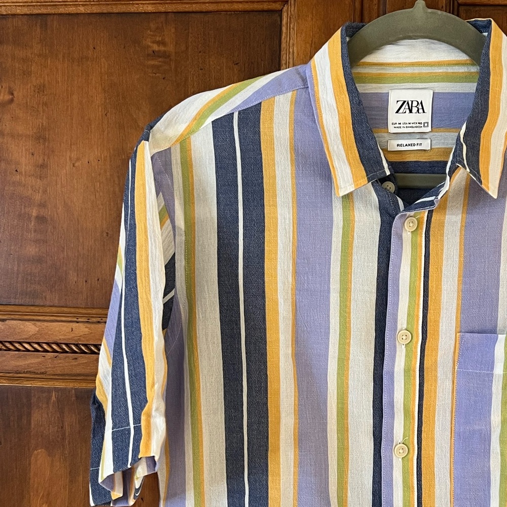 Zara short-sleeve button-down | blue, yellow, & white Stripes | Sz M | Like New - Picture 7 of 9